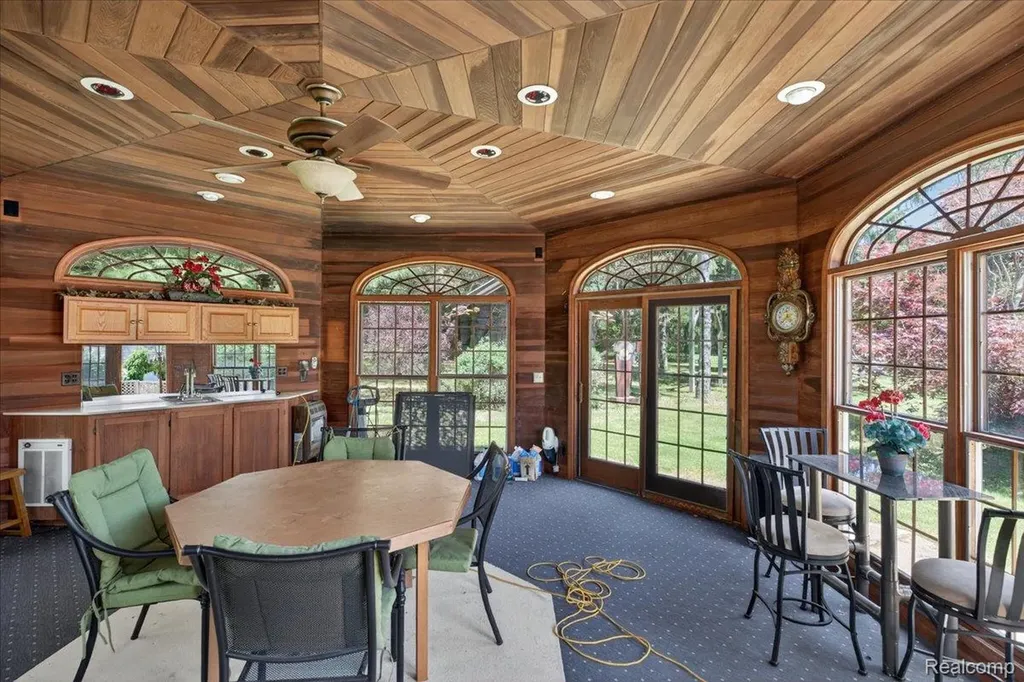 4721 Hasslick Road North Branch Township MI 48461