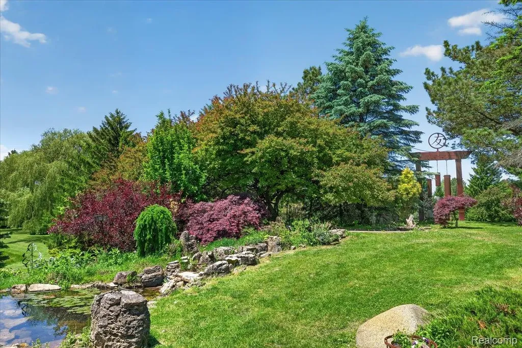 4721 Hasslick Road North Branch Township MI 48461