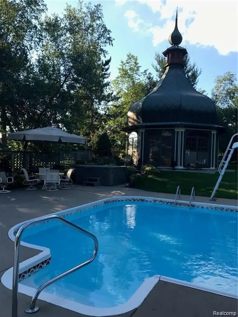 4721 Hasslick Road North Branch Township MI 48461