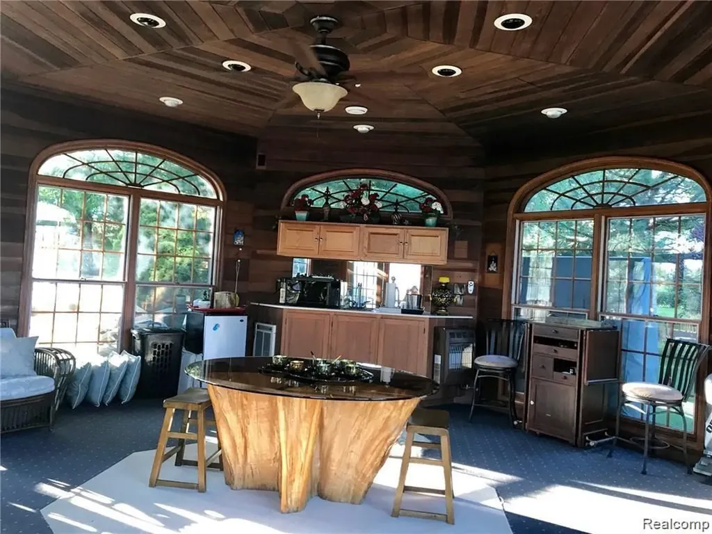 4721 Hasslick Road North Branch Township MI 48461