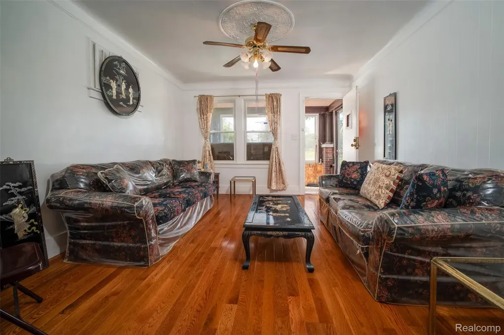 702 Fernhill Street Detroit City MI 48203