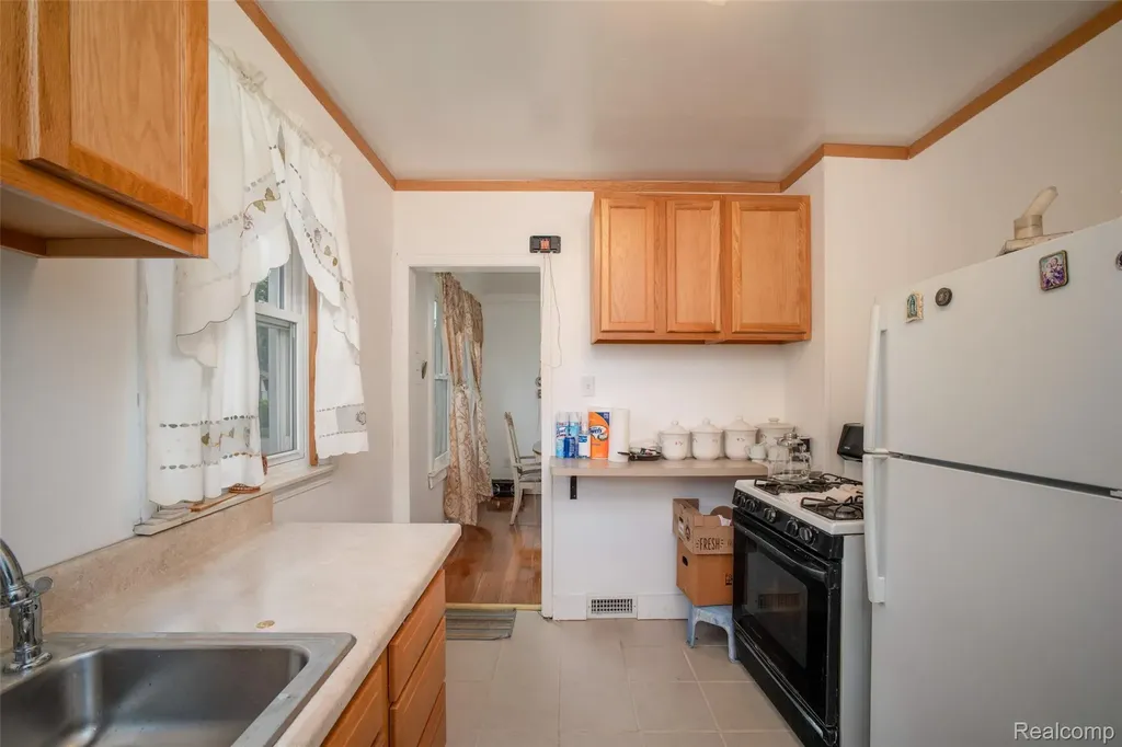 702 Fernhill Street Detroit City MI 48203