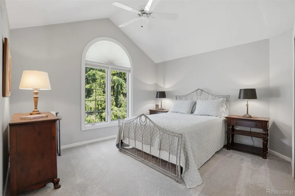 5483 Lake Ridge Drive Genoa Township MI 48116
