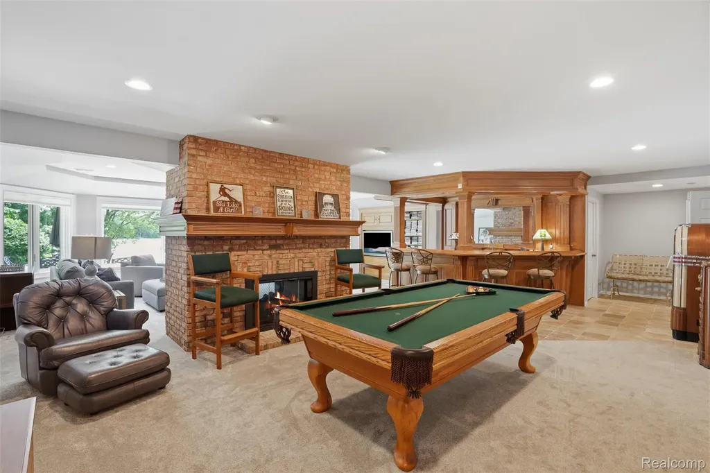 5483 Lake Ridge Drive Genoa Township MI 48116