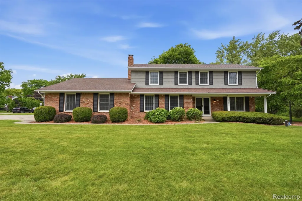 9277 Burning Tree Drive Grand Blanc Charter Township MI 48439