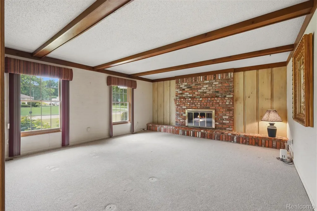 9277 Burning Tree Drive Grand Blanc Charter Township MI 48439