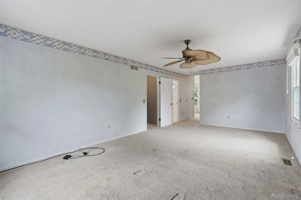 9277 Burning Tree Drive Grand Blanc Charter Township MI 48439