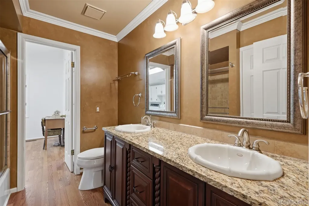 9277 Burning Tree Drive Grand Blanc Charter Township MI 48439