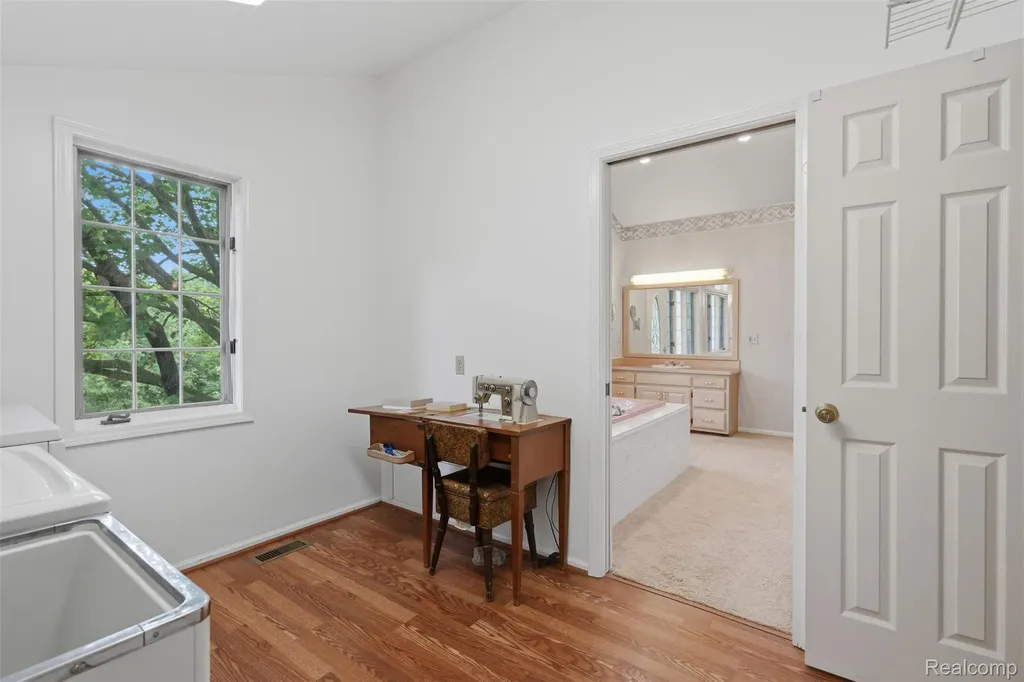 9277 Burning Tree Drive Grand Blanc Charter Township MI 48439