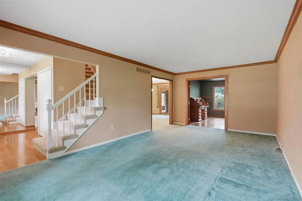 9277 Burning Tree Drive Grand Blanc Charter Township MI 48439
