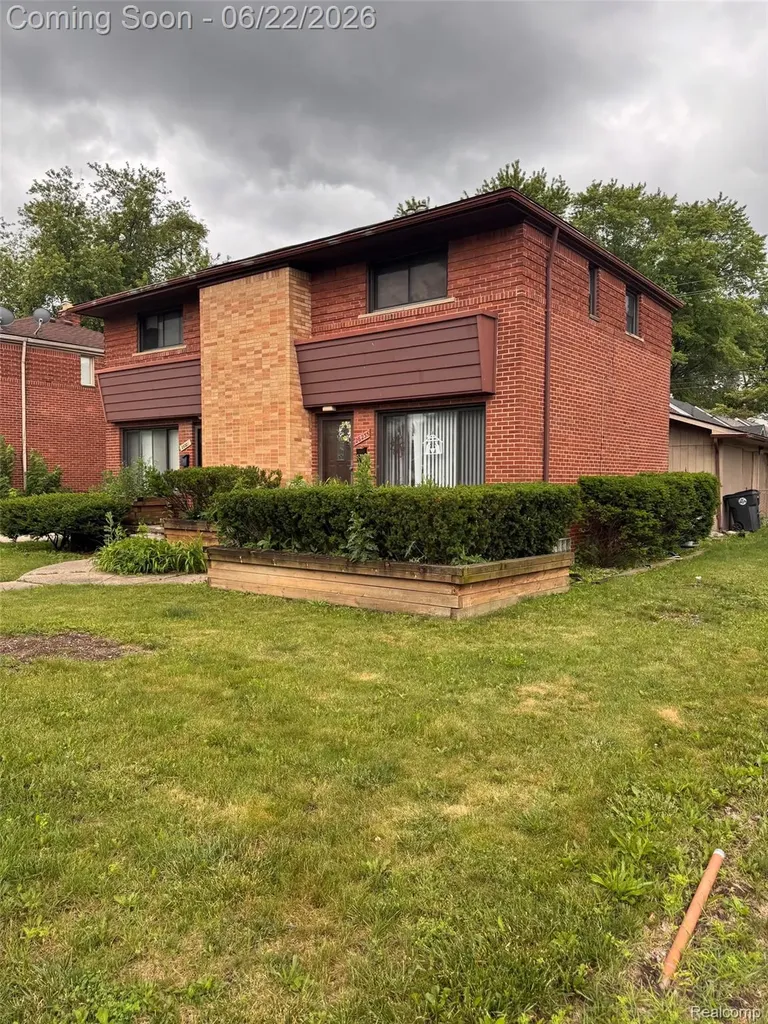 26231-26235 Coolidge Highway Oak Park City MI 48237