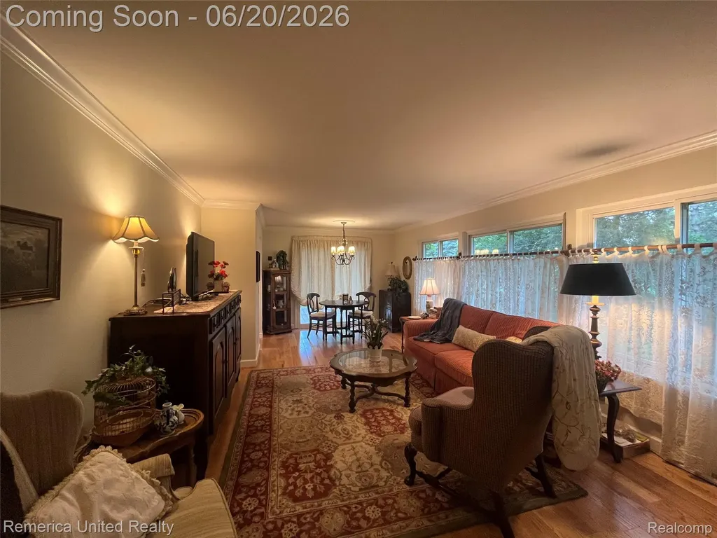 2223 Strader Drive West Bloomfield Charter Township MI 48324