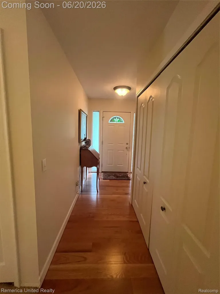 2223 Strader Drive West Bloomfield Charter Township MI 48324