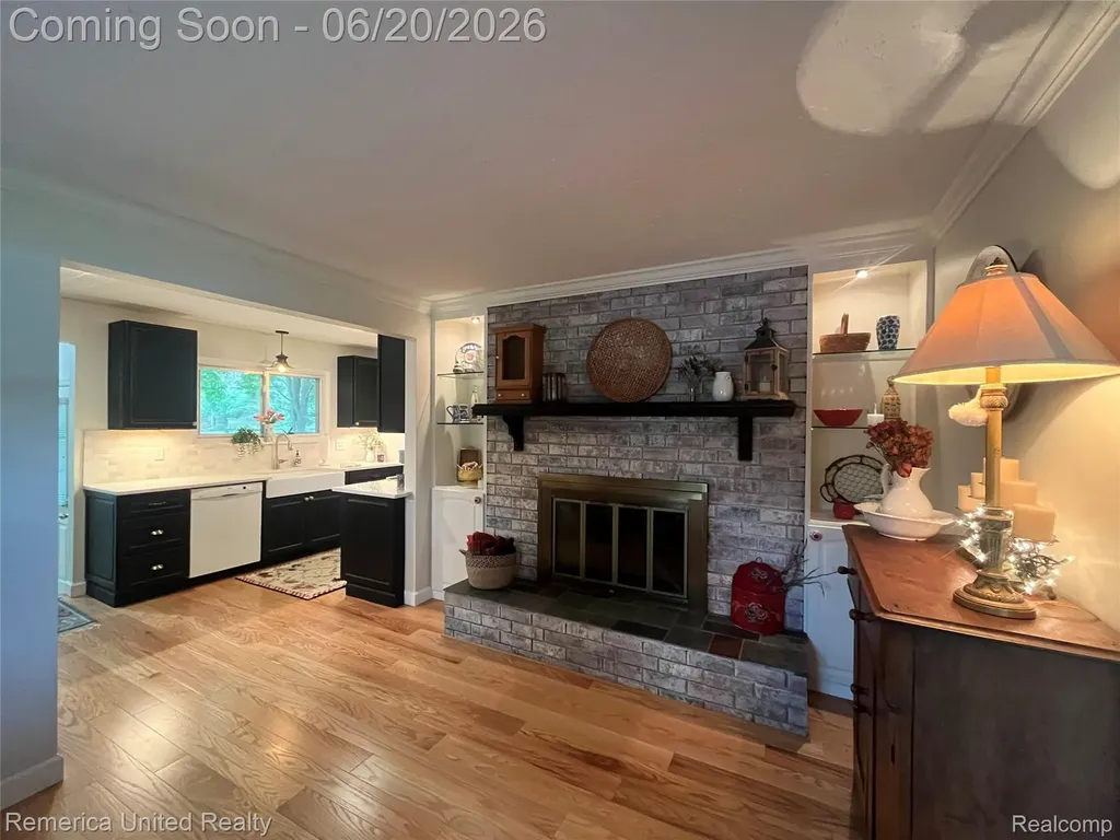 2223 Strader Drive West Bloomfield Charter Township MI 48324