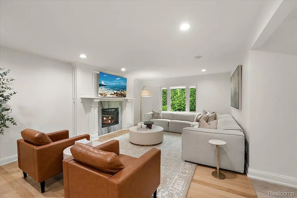 2118 Coach Way Court West Bloomfield Charter Township MI 48302