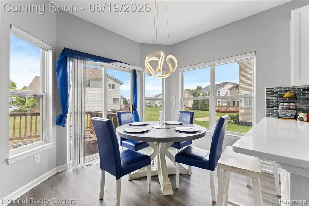 25035 Constitution Avenue Warren City MI 48089
