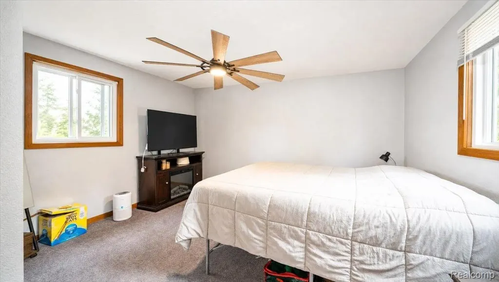 13458 Poplar Street Southgate City MI 48195