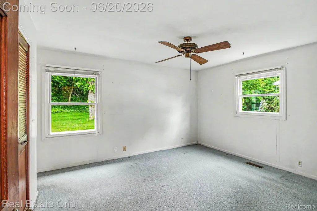 6440 Grand Circle Drive Genoa Township MI 48116