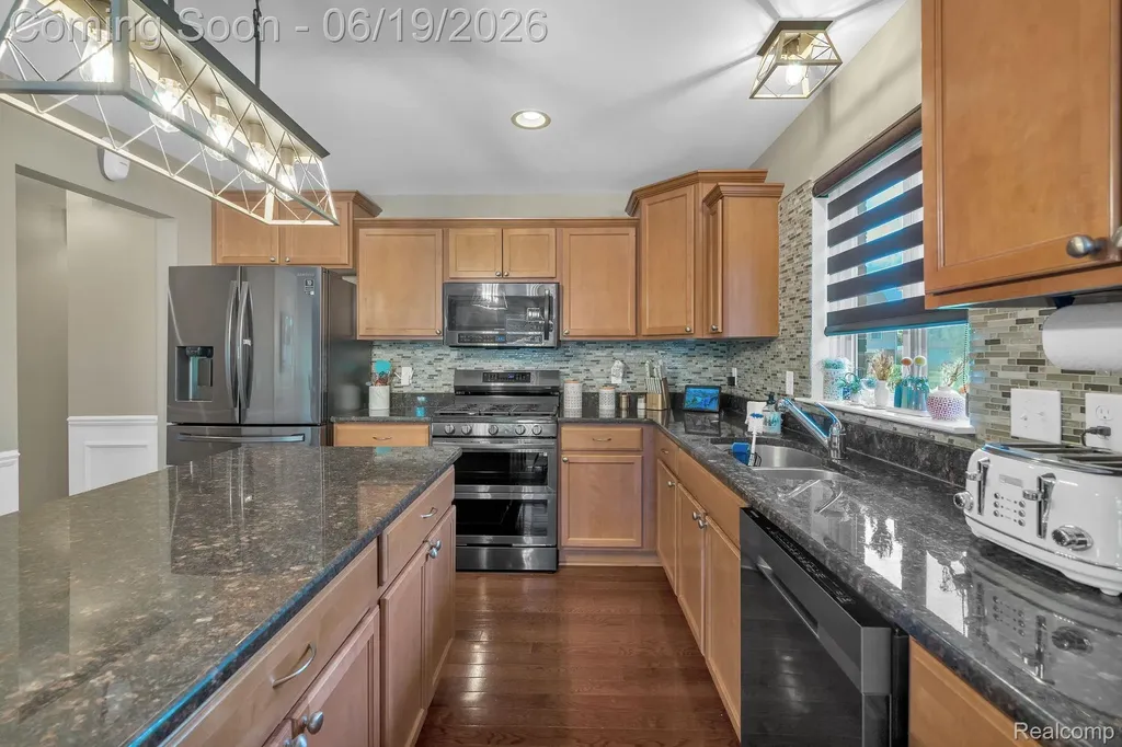 18090 Curtis Court Livonia City MI 48152