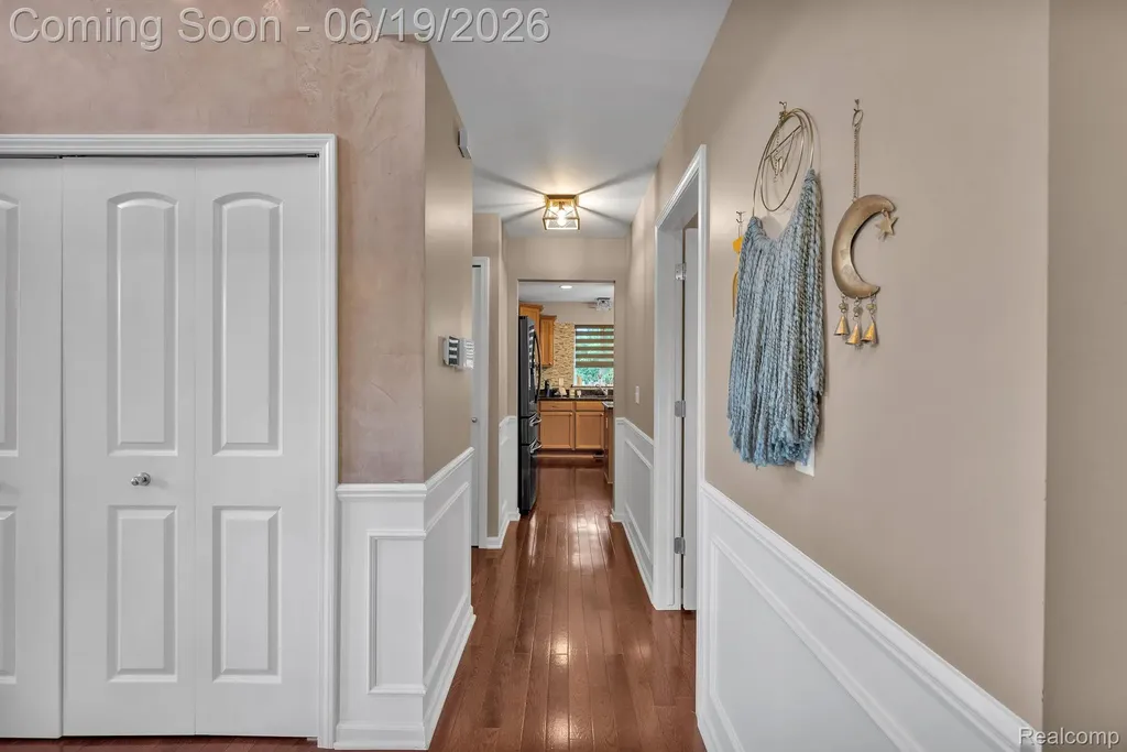 18090 Curtis Court Livonia City MI 48152