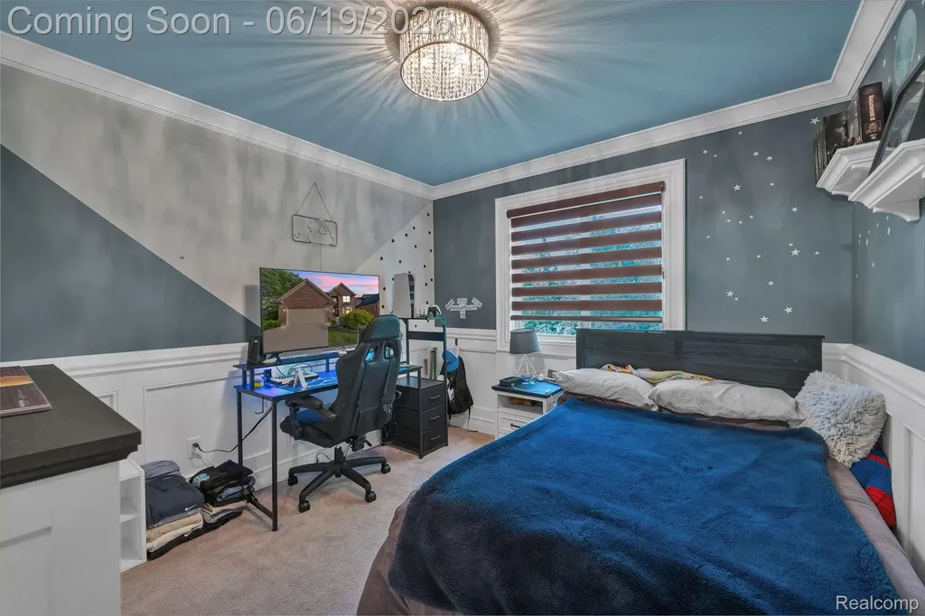 18090 Curtis Court Livonia City MI 48152