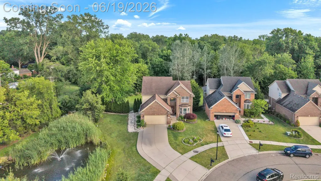 18090 Curtis Court Livonia City MI 48152