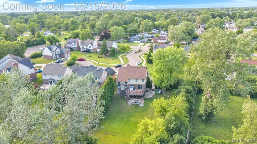 18090 Curtis Court Livonia City MI 48152