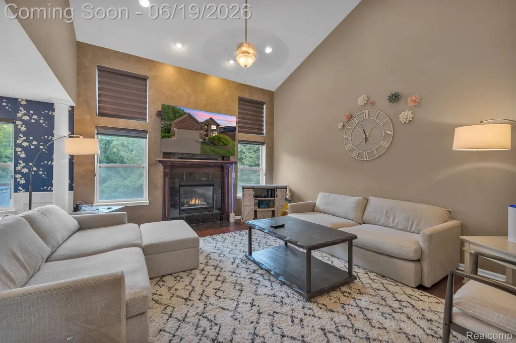 18090 Curtis Court Livonia City MI 48152