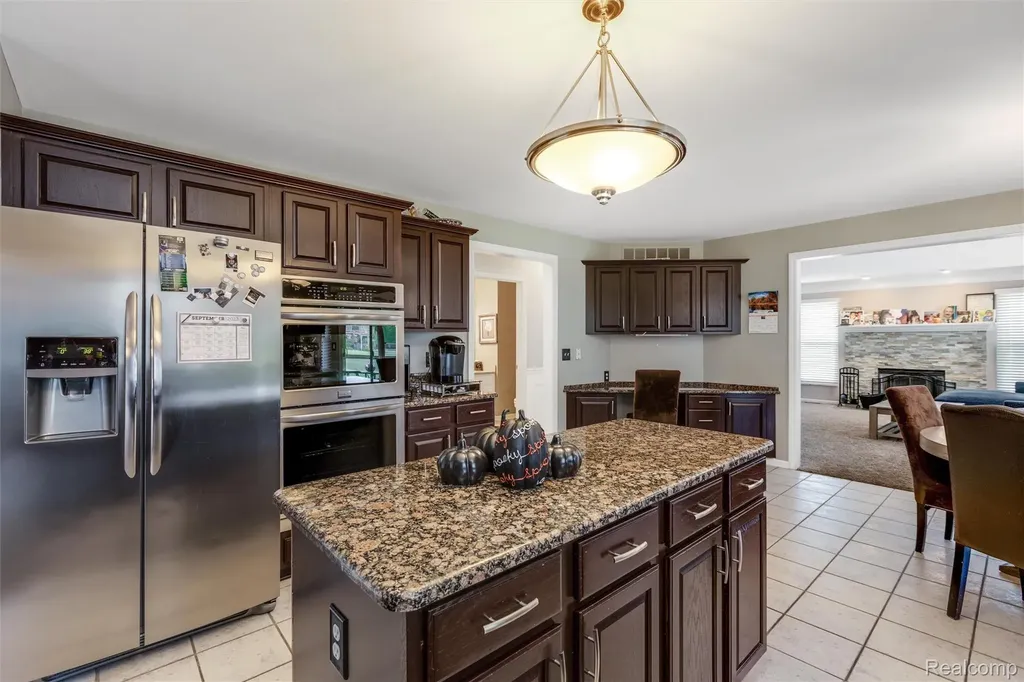 30425 Norwich Drive Novi City MI 48377