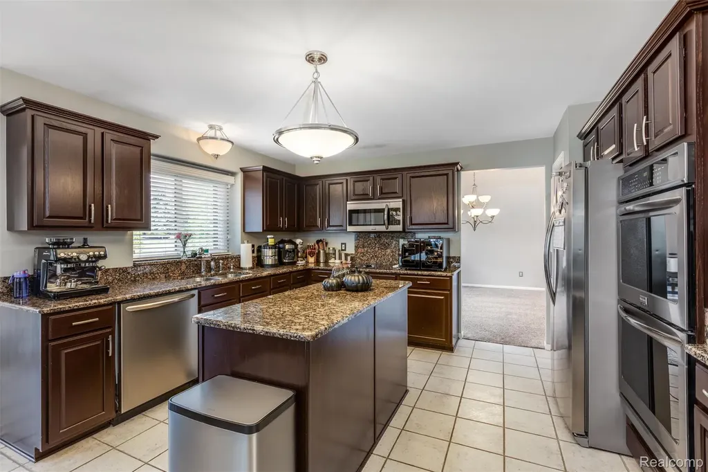 30425 Norwich Drive Novi City MI 48377