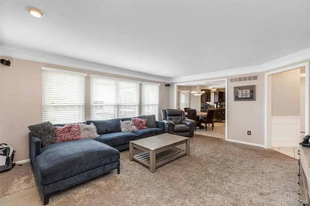 30425 Norwich Drive Novi City MI 48377