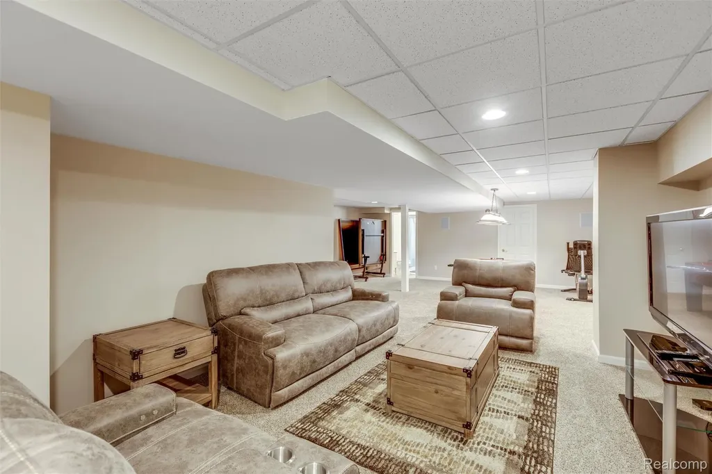 30425 Norwich Drive Novi City MI 48377