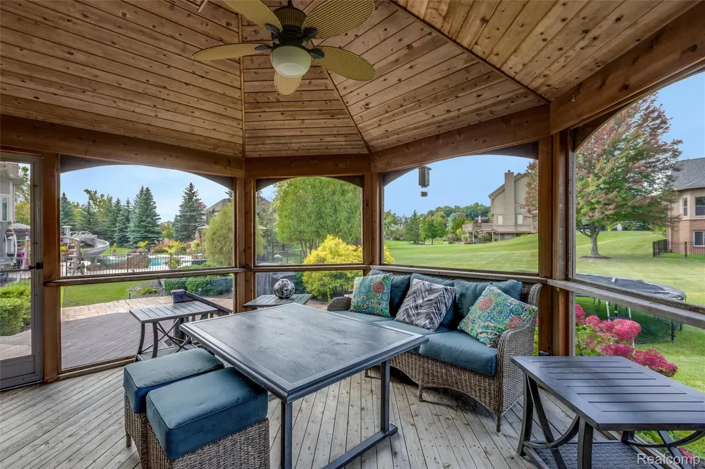 30425 Norwich Drive Novi City MI 48377