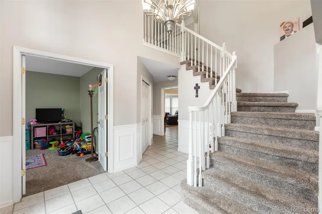 30425 Norwich Drive Novi City MI 48377