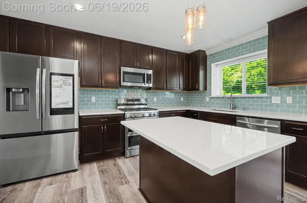 3455 N Quarry Creek Drive White Lake Charter Township MI 48383