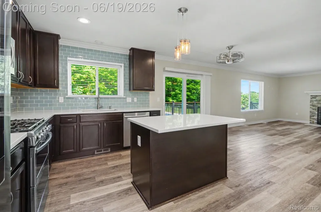 3455 N Quarry Creek Drive White Lake Charter Township MI 48383