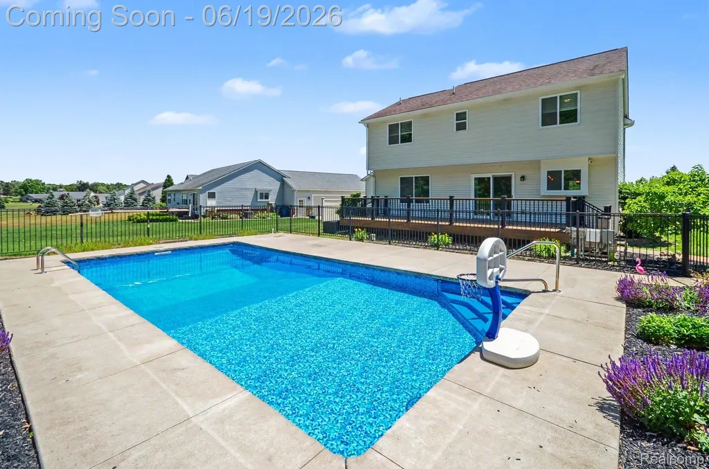 3455 N Quarry Creek Drive White Lake Charter Township MI 48383