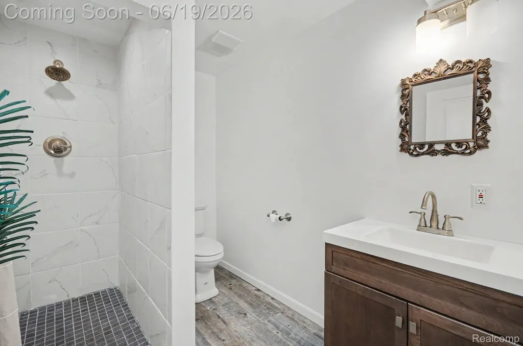 3455 N Quarry Creek Drive White Lake Charter Township MI 48383