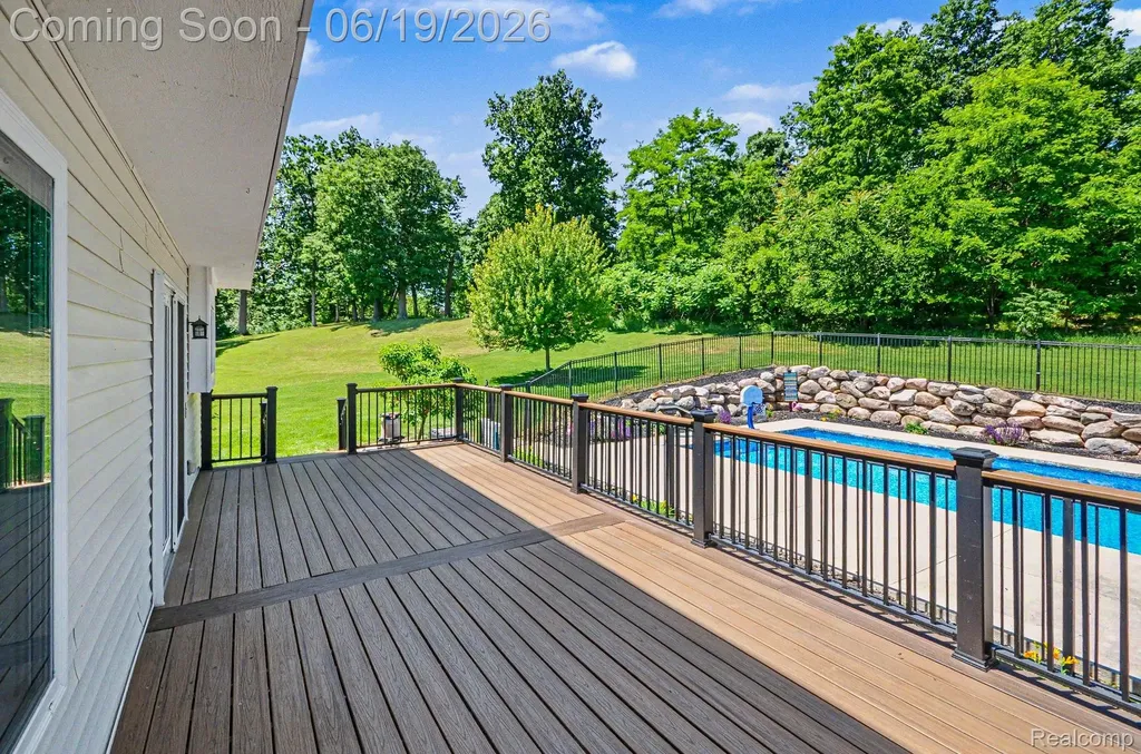 3455 N Quarry Creek Drive White Lake Charter Township MI 48383