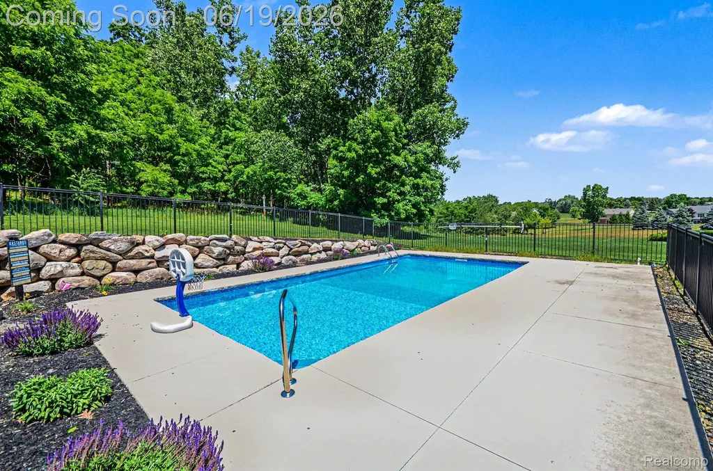 3455 N Quarry Creek Drive White Lake Charter Township MI 48383