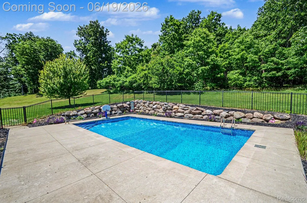 3455 N Quarry Creek Drive White Lake Charter Township MI 48383