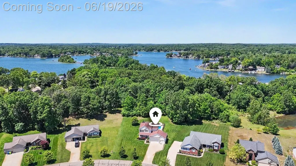 3455 N Quarry Creek Drive White Lake Charter Township MI 48383