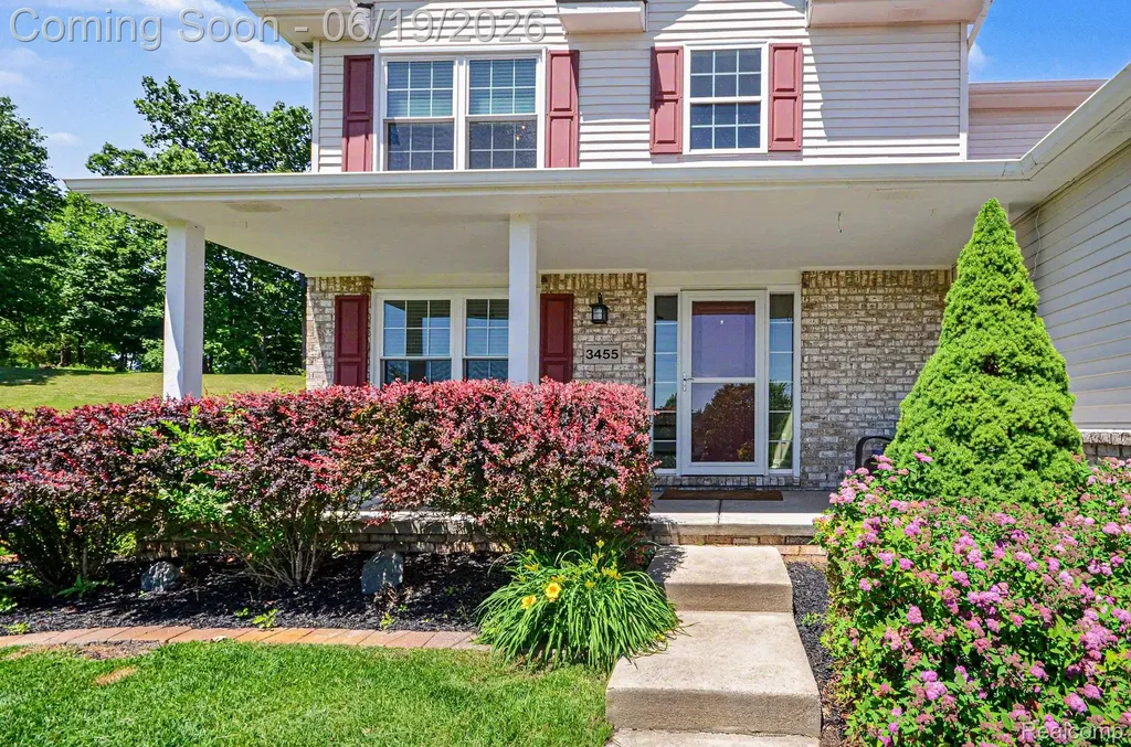 3455 N Quarry Creek Drive White Lake Charter Township MI 48383