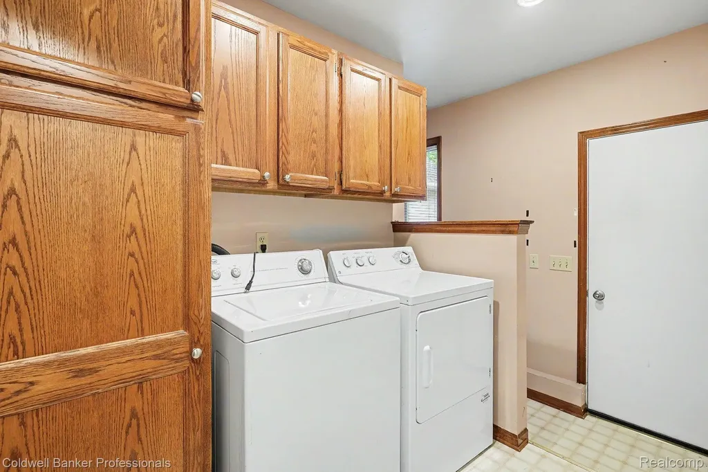 1083 Shalin Drive Davison Township MI 48423