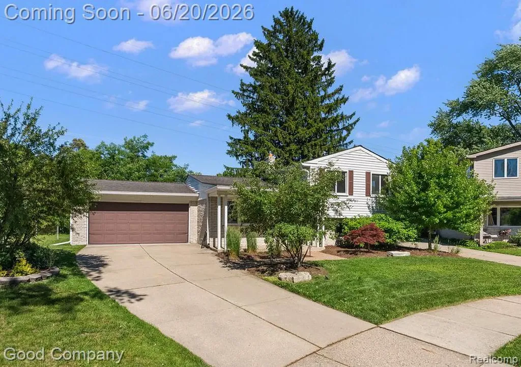 3026 Linwood Court Royal Oak City MI 48073