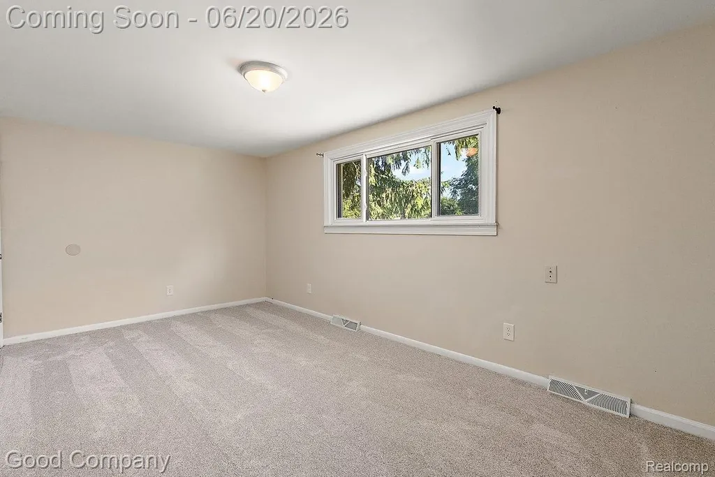 3026 Linwood Court Royal Oak City MI 48073