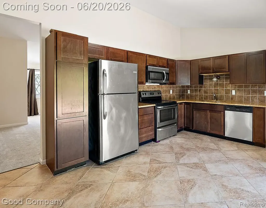 3026 Linwood Court Royal Oak City MI 48073