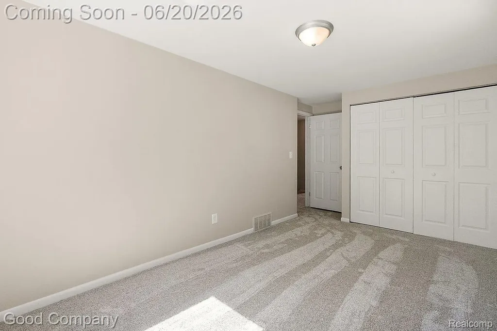 3026 Linwood Court Royal Oak City MI 48073