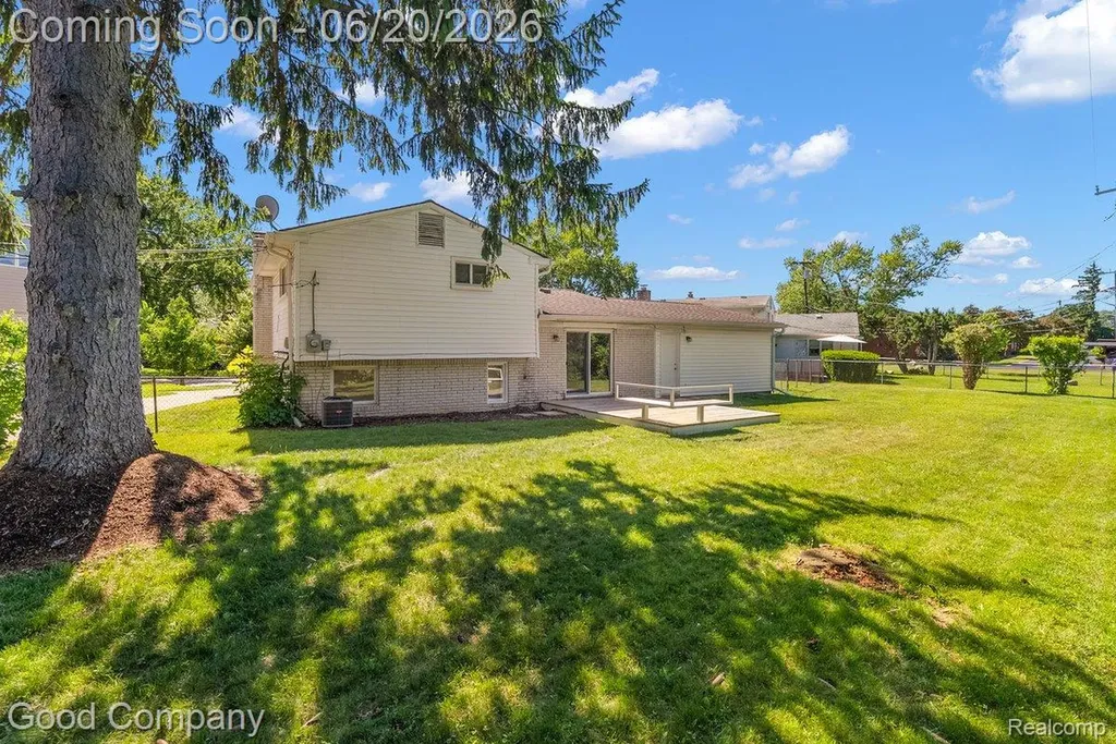 3026 Linwood Court Royal Oak City MI 48073