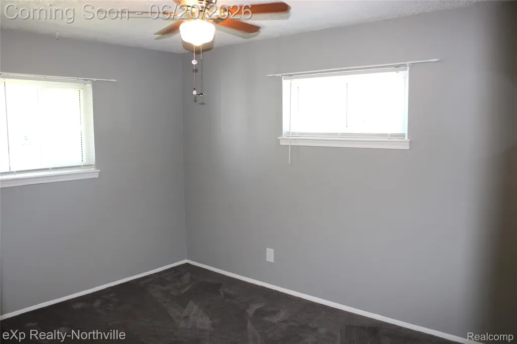 130 Shotka Street Westland City MI 48186